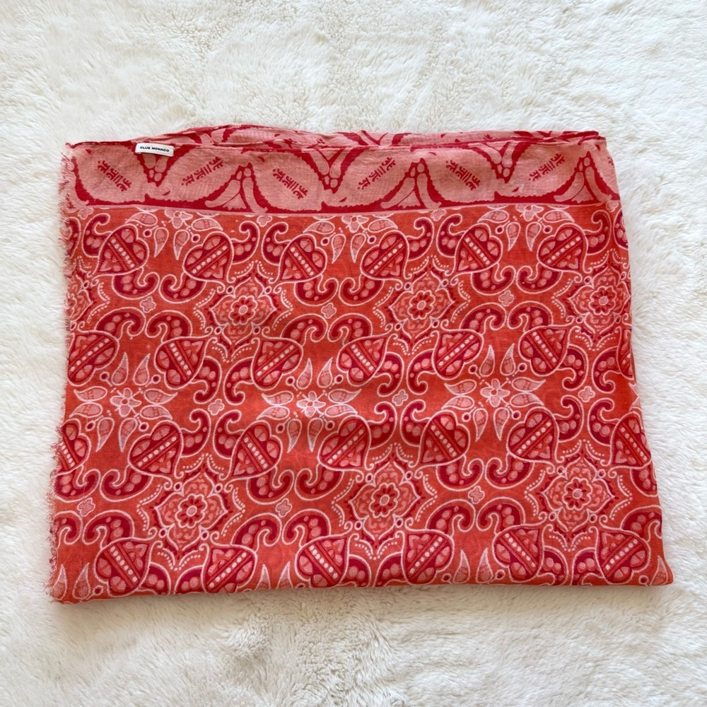 NEW!!! Club Monaco women scarf